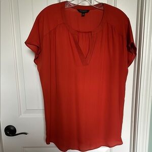 NWOT! Banana Republic v-Neck Flutter Sleeve Top